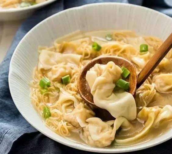 吃大瓜云吞爆料